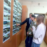 Студенты Новосибирского государственного университета архитектуры, дизайна и искусств имени А. Д. Крячкова посетили отдел архивной службы Тогучинского района.